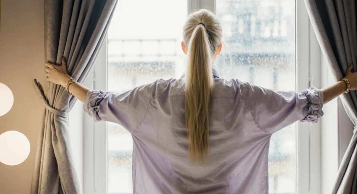 – I czym ty, córko, adekwatnie myślisz? – powtarza mi mama już od pół roku. – Przypomnij sobie, jak wyglądałaś po rozwodzie z nim. Ledwo do siebie doszłaś. A teraz co? Znowu to samo. Dziecko ma ojca, po co wam jeszcze razem mieszkać, no po co?
