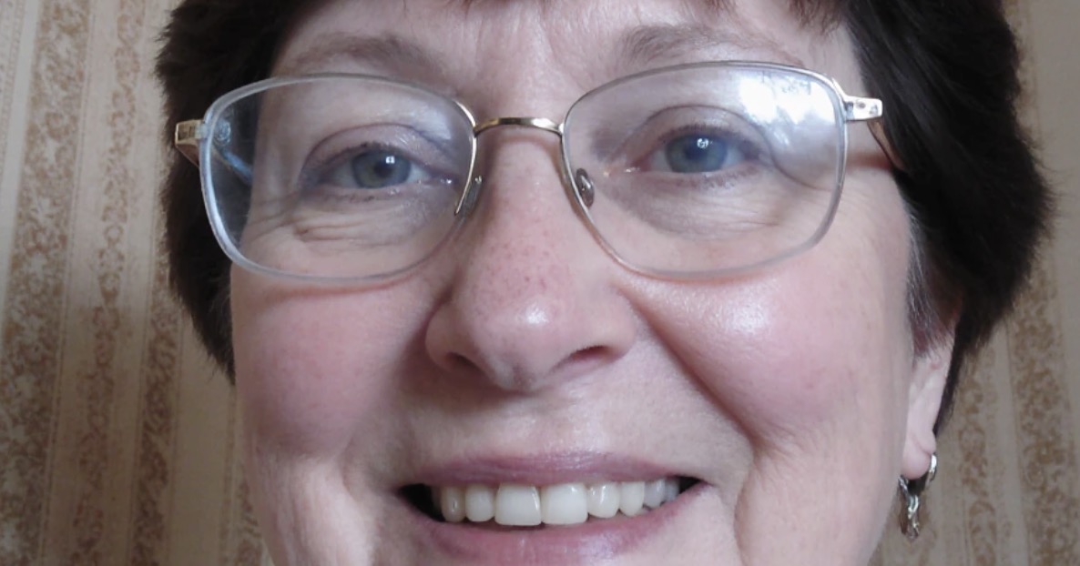 Przed ślubem powiedzieliśmy przyszłemu zięciowi, iż oddajemy im mieszkanie, a on ma tam zrobić remont. Zięć kategorycznie odmówił. Powiedział, iż nie będzie inwestował w cudze. Zgodzi się jedynie kupić drobiazgi, które w razie czego będzie mógł zabrać ze sobą. I wtedy z mężem pomyśleliśmy, iż z takim człowiekiem nic dobrego z tego małżeństwa nie będzie. Tu już choćby nie chodzi o samo mieszkanie, ale o to, jakim on jest człowiekiem