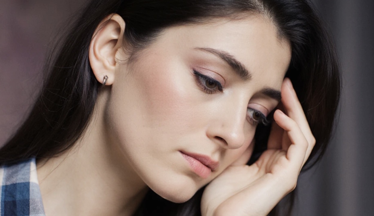 Mój przyszły teść od początku był przeciwny temu, żebym została jego synową. Za to teściowa od razu obdarzyła mnie ciepłem i sympatią. Z Pawłem znaliśmy się od dziecka – razem chodziliśmy do przedszkola, potem do jednej klasy. Ale nasi rodzice nie byli zachwyceni tą przyjaźnią.Mój przyszły teść od początku był przeciwny temu, żebym została jego synową. Za to teściowa od razu obdarzyła mnie ciepłem i sympatią. Z Pawłem znaliśmy się od dziecka – razem chodziliśmy do przedszkola, potem do jednej klasy. Ale nasi rodzice nie byli zachwyceni tą przyjaźnią