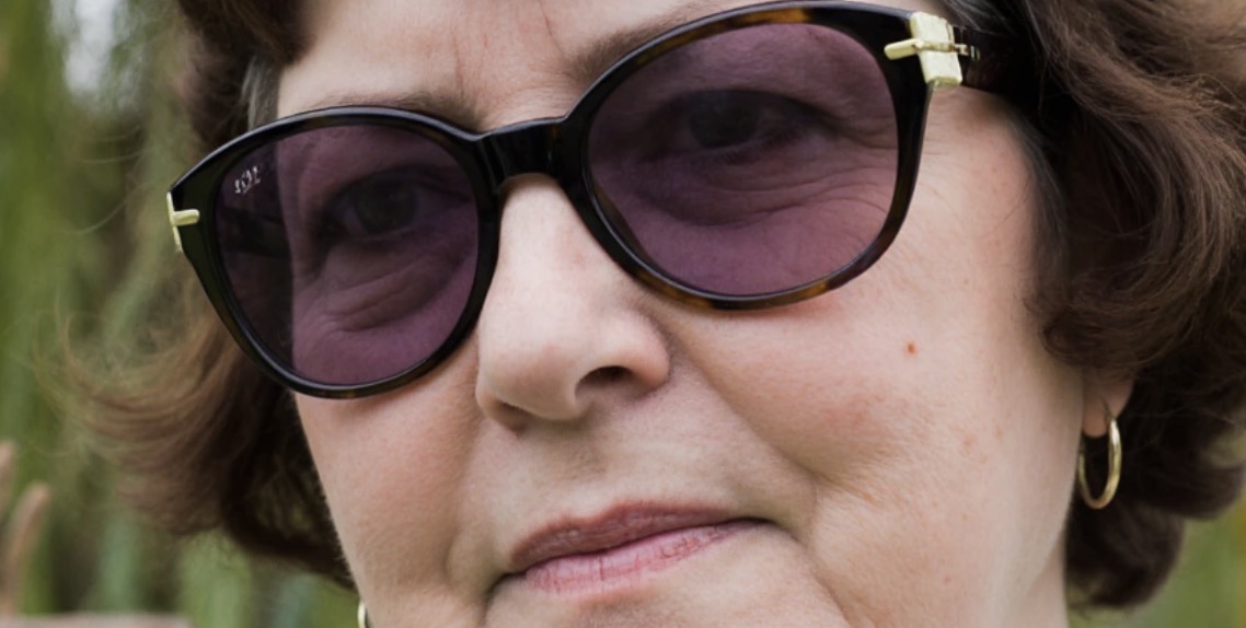 Powiedziałam mojemu synowi, iż nie przyjdę na jego ślub, bo uważam, iż wybrana przez niego narzeczona zupełnie do niego nie pasuje. Ale to, niestety, obróciło się przeciwko mnie — syn odwołał uroczystość i oznajmił, iż po prostu pójdą do urzędu stanu cywilnego. Nie mam pojęcia, co powiem rodzinie i przyjaciołom, którzy od miesięcy czekali na wesele mojego jedynego dziecka